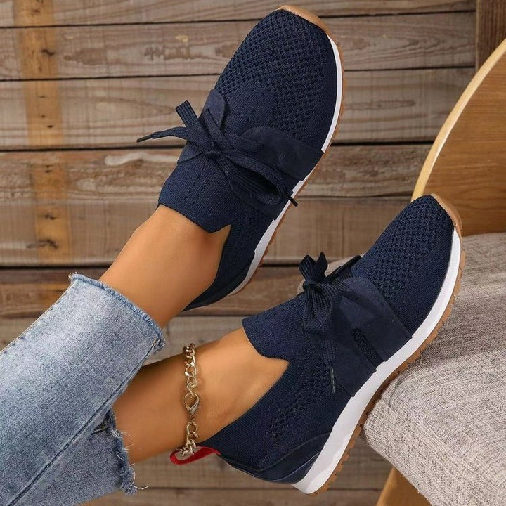Damen Strick-Slip-On Sneaker mit Stretchschaft, Zierschnürung und dämpfender Profilsohle Drune
