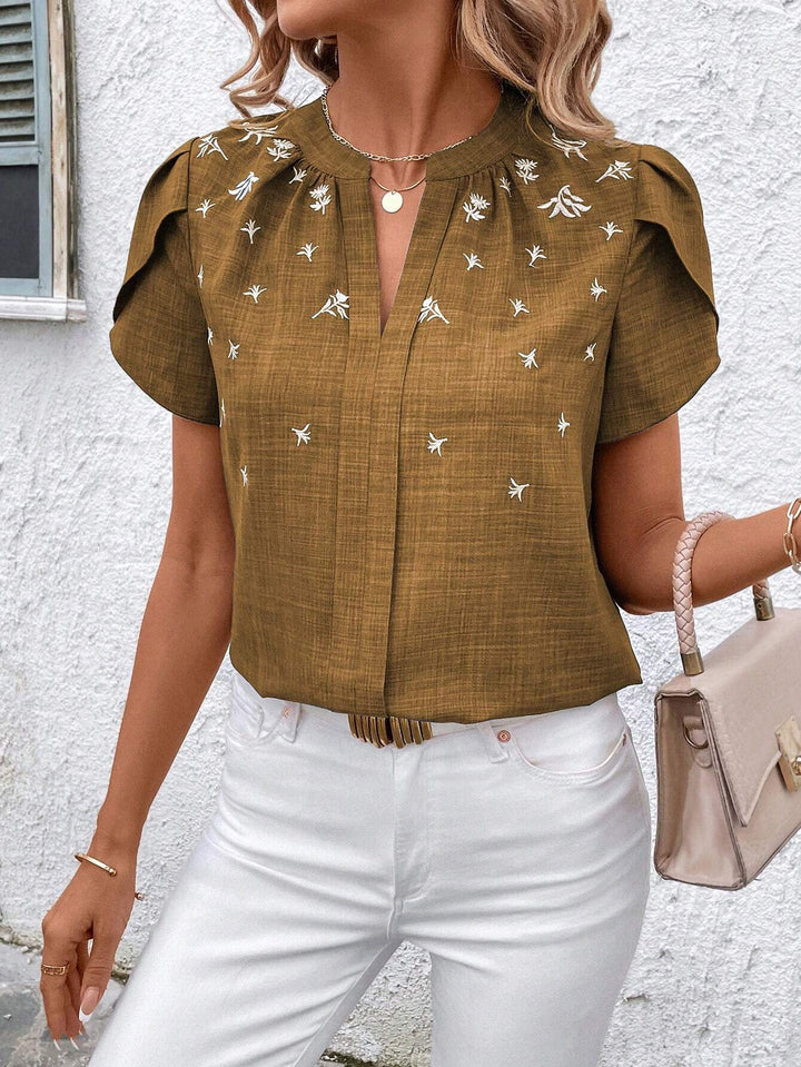 Damen Kurzbluse aus Leinenoptik mit Stehkragen, Zierfalte und floraler Stickerei Drune