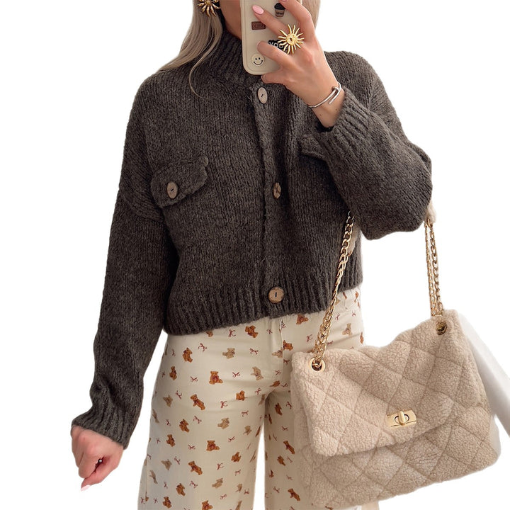 Damen nan kuschelige Strickjacke mit Holzknöpfen und Brustklappe Drune