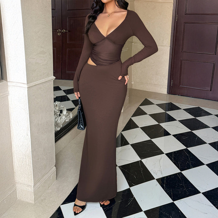 Damen nan tailliertes Maxikleid mit tiefem V‑Ausschnitt, seitlichem Cut‑Out und figurbetonter Stretch‑Silhouette Drune