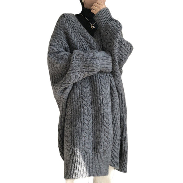 Damen Strickponcho mit tiefem V-Ausschnitt und trendigem Zopfmuster Drune