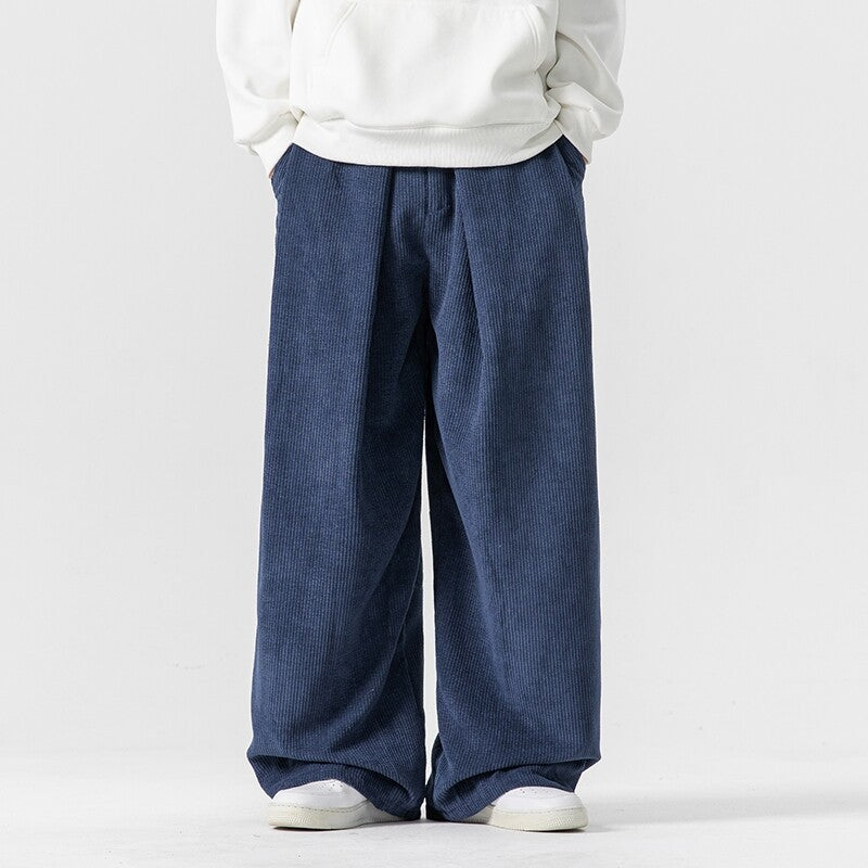 Herren Weite Cordhose mit Bundfalten und Relaxed-Silhouette Drune
