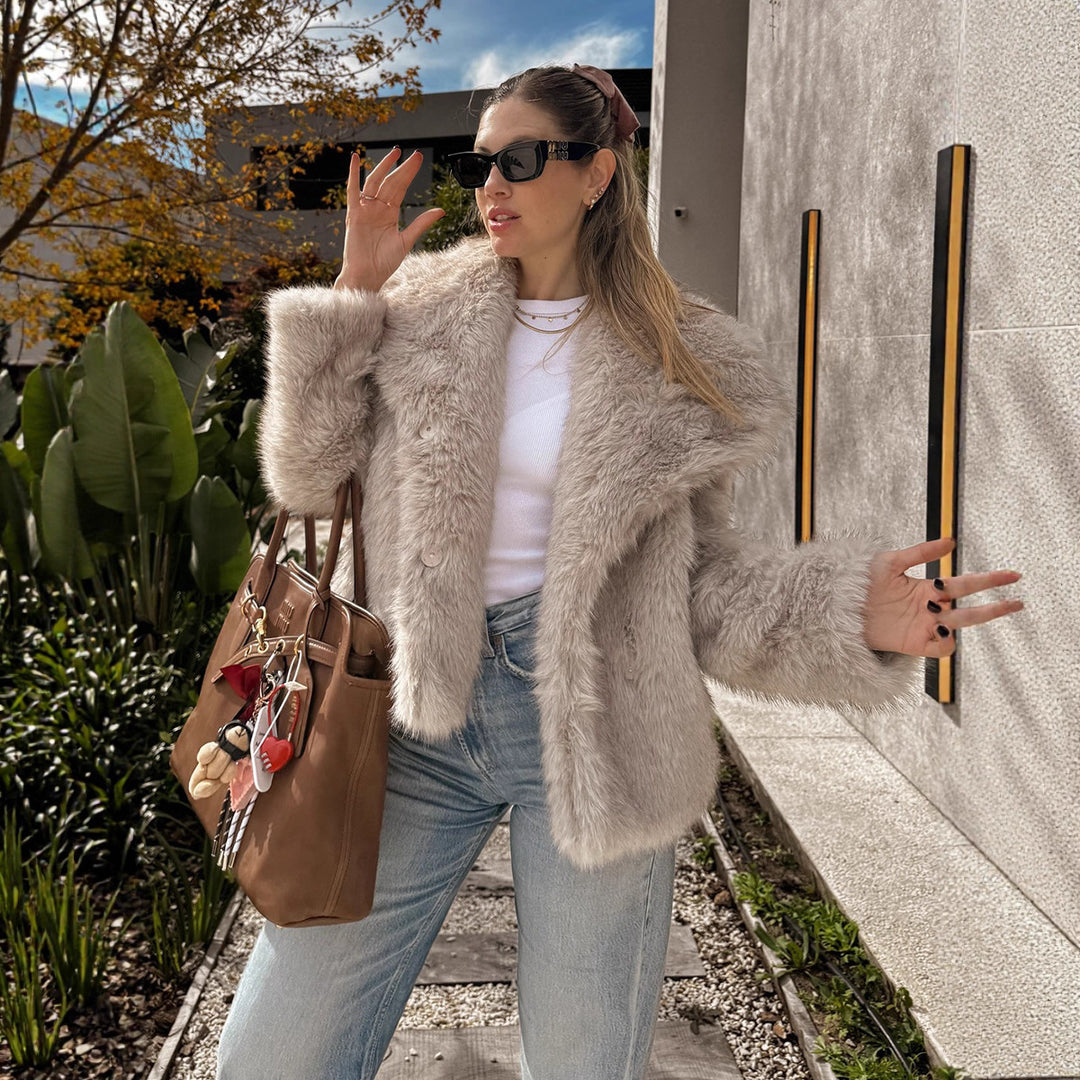 Damen Eleganter Kunstpelzmantel mit weitem Kragen Drune