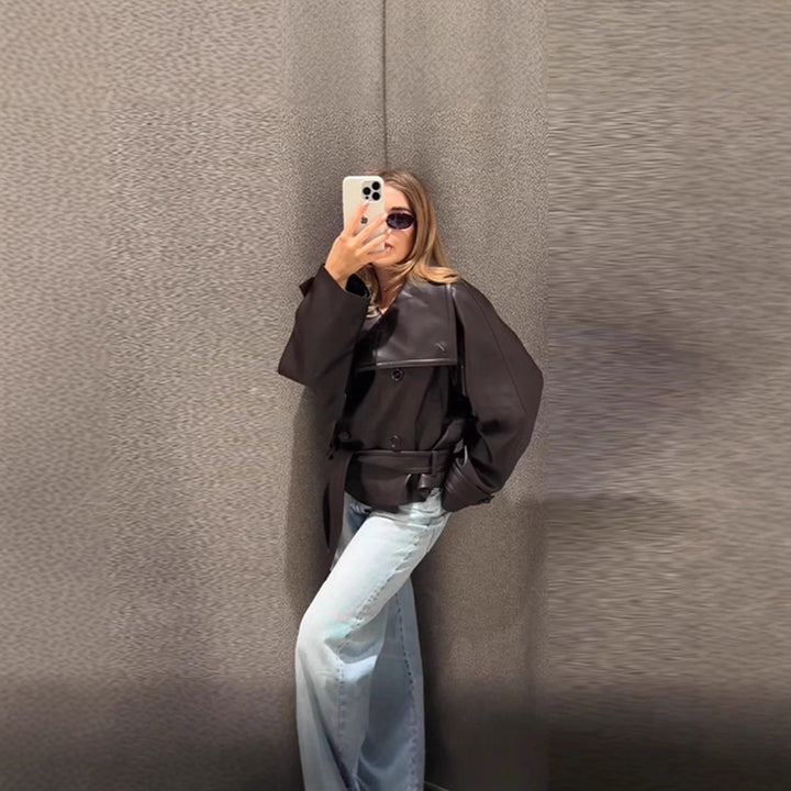 Damen trendige Lederjacke mit schickem Überwurfdesign Drune