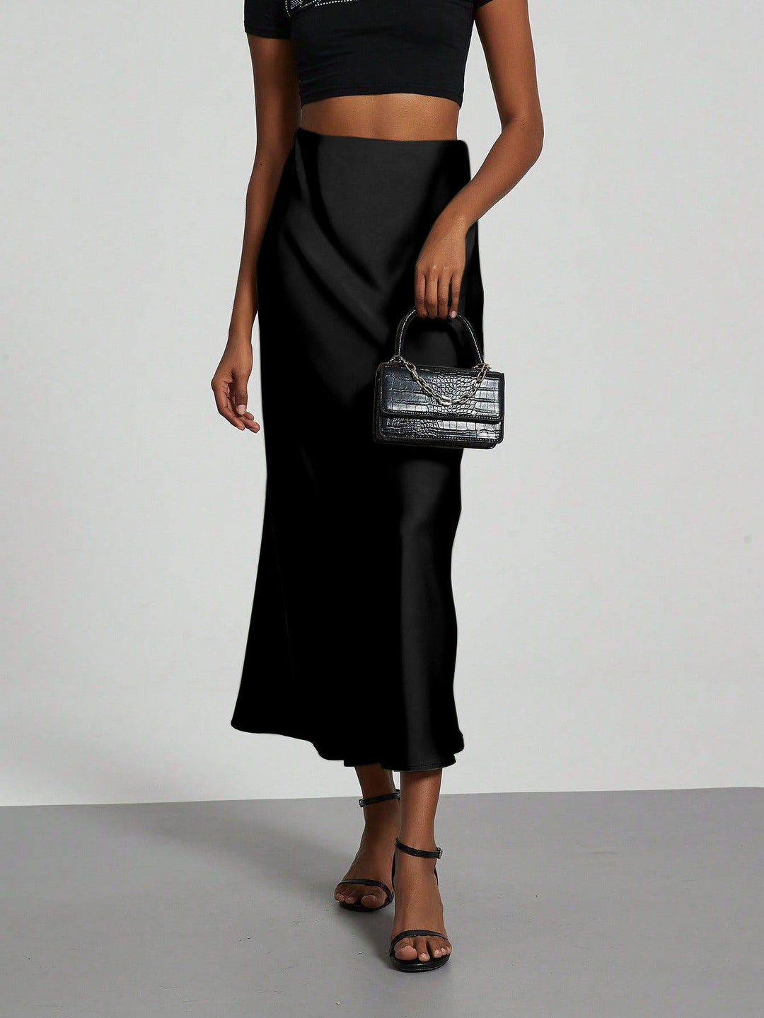 Damen Elegante und fließende Satin Maxiröcke Drune