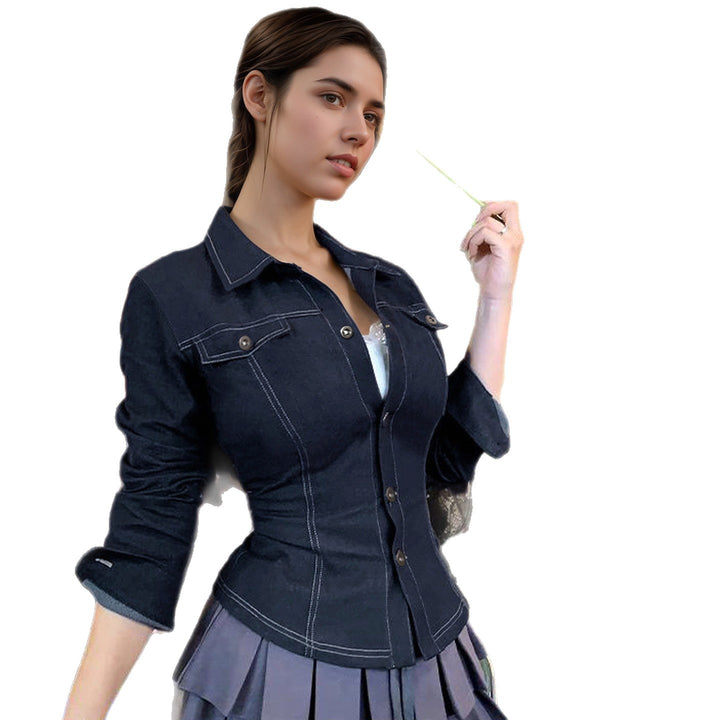 Damen nan taillierte Jeansjacke mit markanten Kontrastnähten, Brusttaschen und figurformender Schnittführung Drune