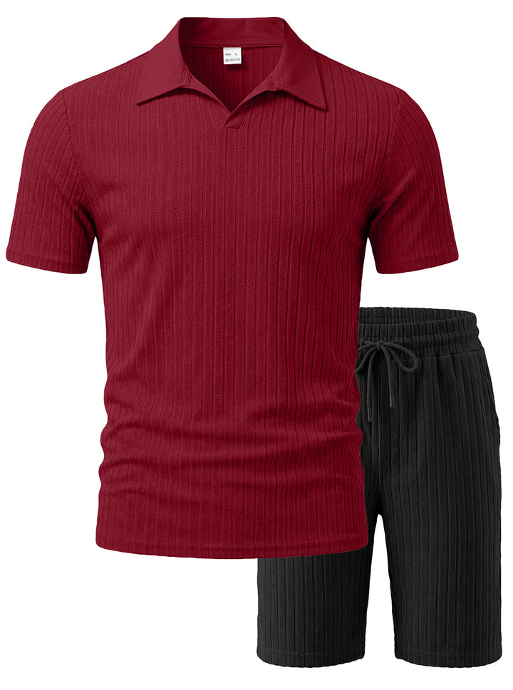Herren nan Strick-Lounge-Ensemble mit Polokragen V‑Einsatz und Tunnelzug-Bermudas Drune