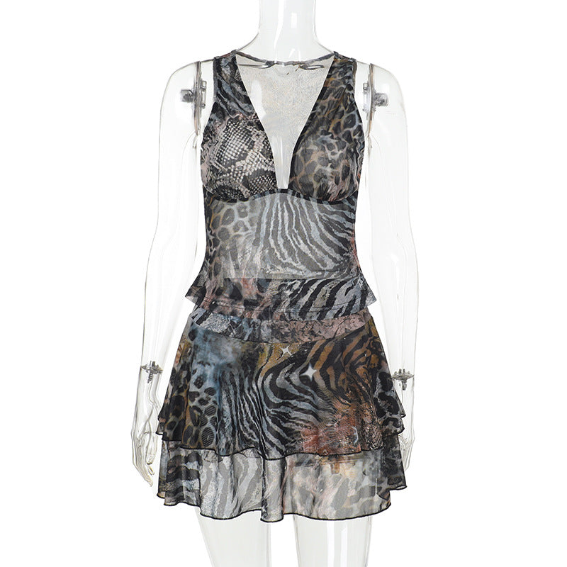 Damen Elegantes Kleid mit Rüschendetails und animalischem Muster Drune