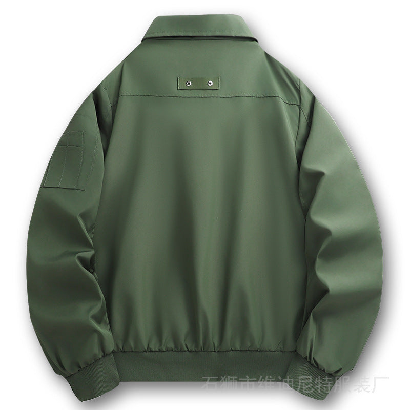 Herren Leichter Twill-Bomber mit kontrastierendem Futter, Reißverschlusstaschen und Ärmeltasche Drune