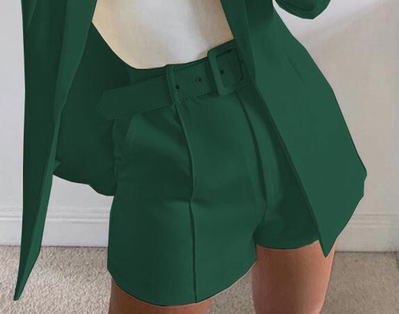 Damen Zweiteiliges maßgeschneidertes Blazer‑Set mit hochtaillierten Shorts und Gürtel Drune