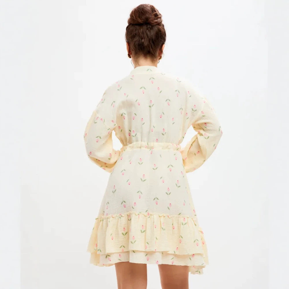 Damen Blumiges Baumwoll-Minikleid mit Taillenschnürung und Volantsaum Drune