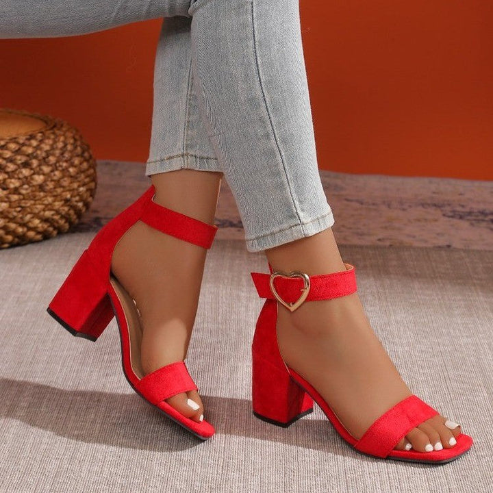 Damen Sandalen mit herzförmigem Schnallen-Detail und komfortablem Blockabsatz Drune