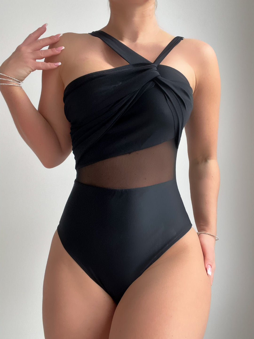 Damen Eleganter Einteiler Badeanzug mit Modernem Stoffmix Drune