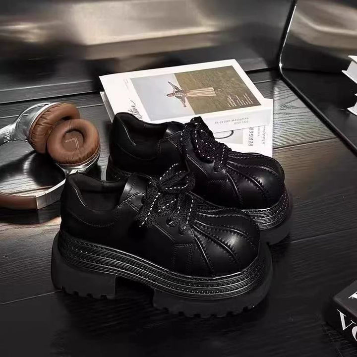 Damen Chunky Sneaker mit robustem Profil und stylischer Nahtdetails Drune