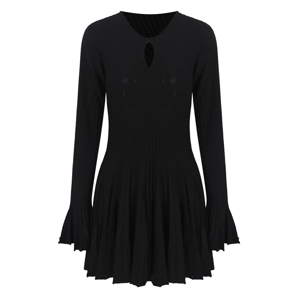 Damen Elegantes Plissiertes Maxikleid mit V-Ausschnitt und Trompetenärmeln Drune