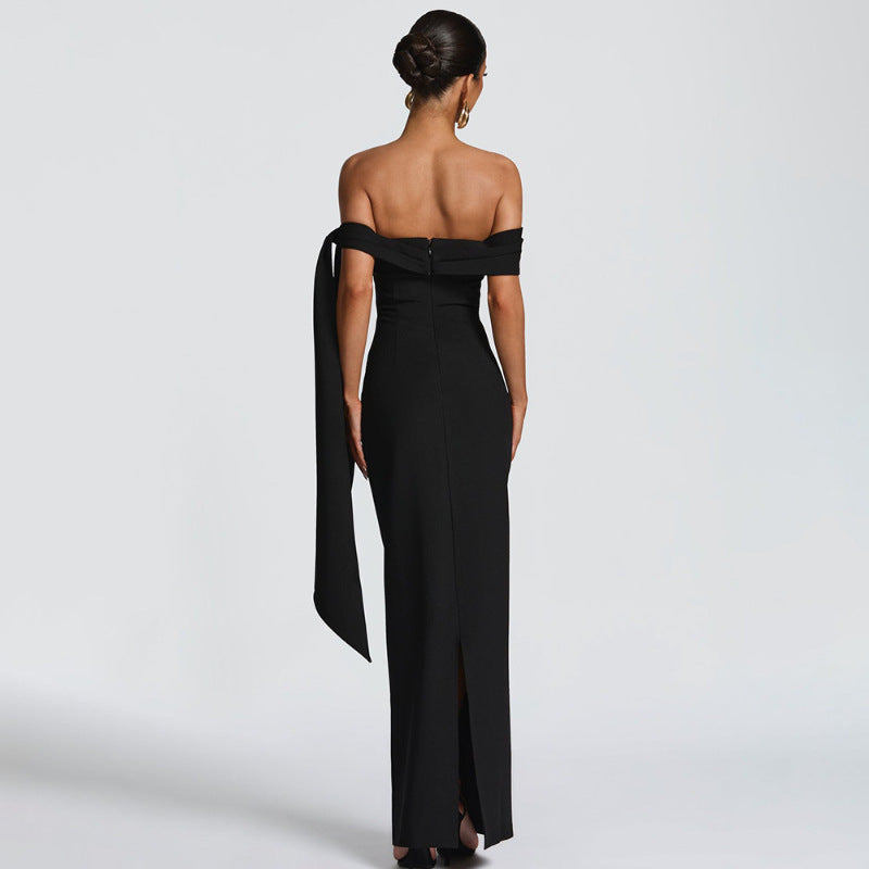 Damen Elegantes Abendkleid mit Off-Shoulder-Design und Fließendem Cape Drune