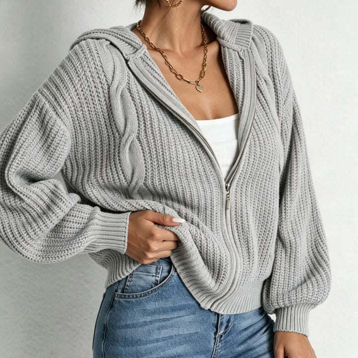 Damen Kapuzen-Cardigan im Grobstrick mit Zopfmuster und Reißverschluss Drune