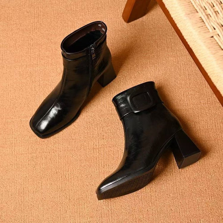 Damen Elegante Stiefeletten mit Blockabsatz und Schnallen-Detail Drune