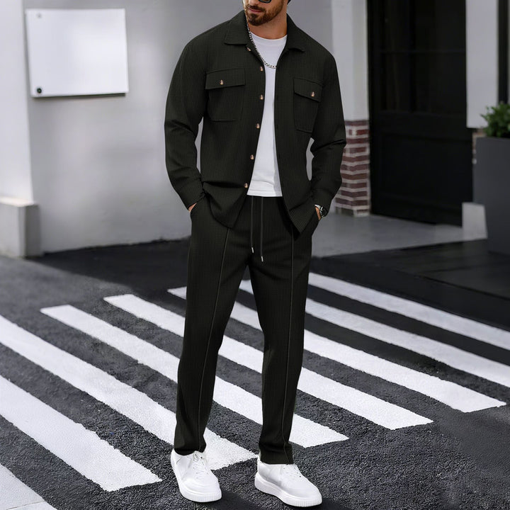 Herren modisches Freizeit-Set mit strukturierter Jacke und bequemen Hosen Drune