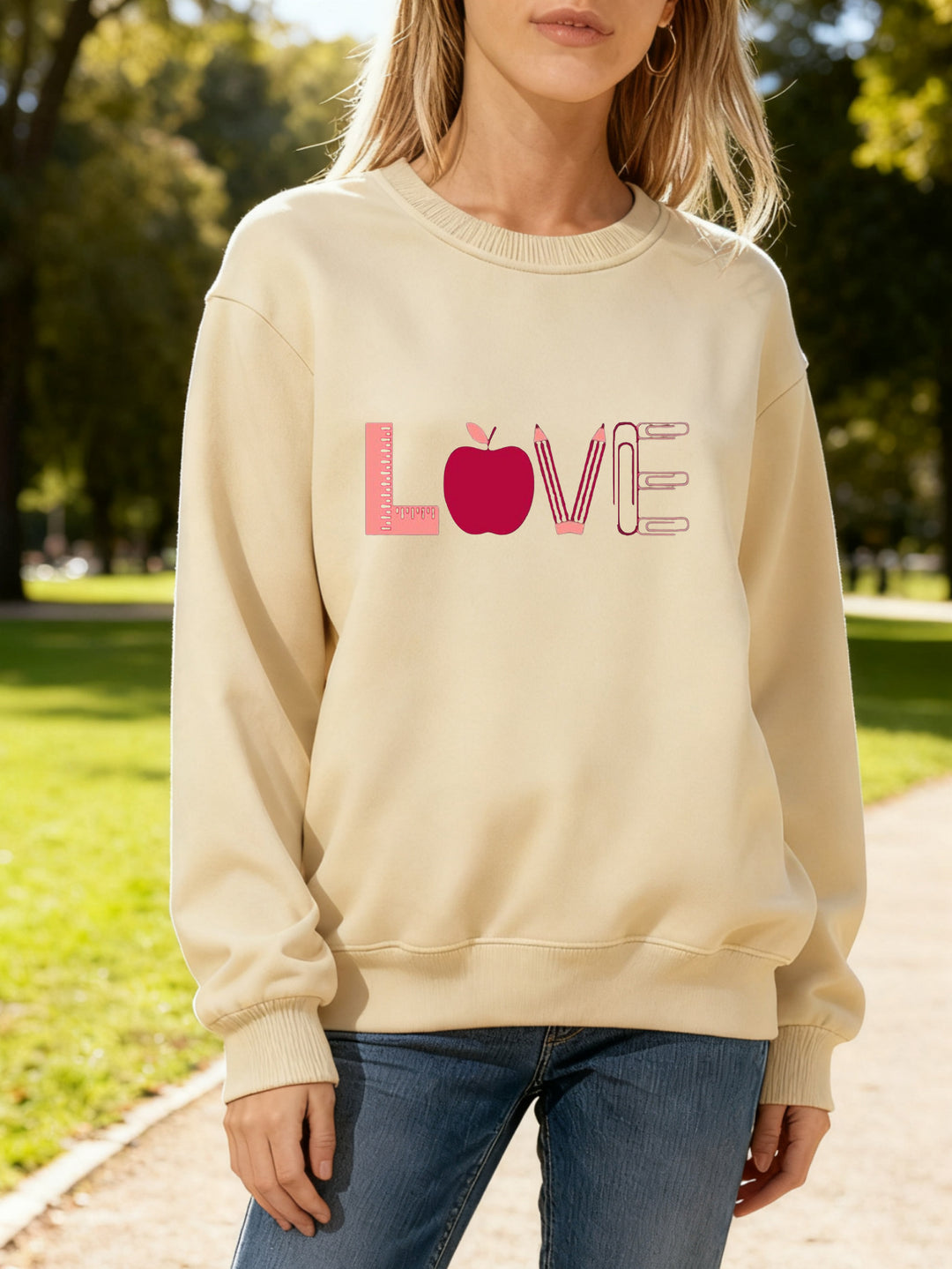 Damen Sweatshirt mit kreativem Love-Motiv Drune