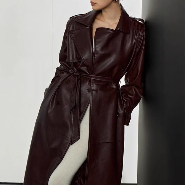 Damen eleganter Kunstleder-Trenchcoat mit taillierbarem Gürtel und praktischen Taschen Drune