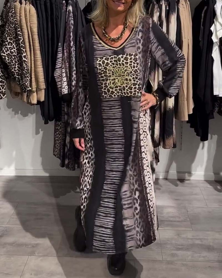 Damen nan fließendes Paneel-Longdress mit Patchwork-Animalprint und goldfarbener Brustapplikation Drune