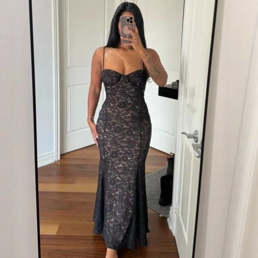 Damen Spitzenkleid mit sanften Konturen und trägerlosem Design Drune