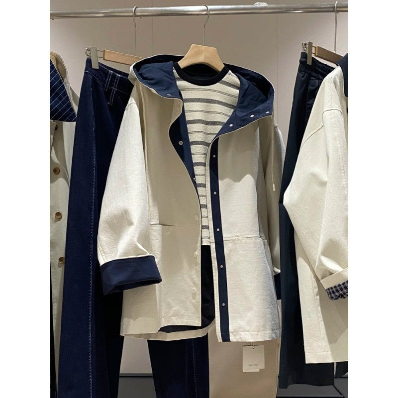 Unisex Oversized utilitarischer Trenchcoat mit kontrastiertem Innenfutter und Kapuze Drune
