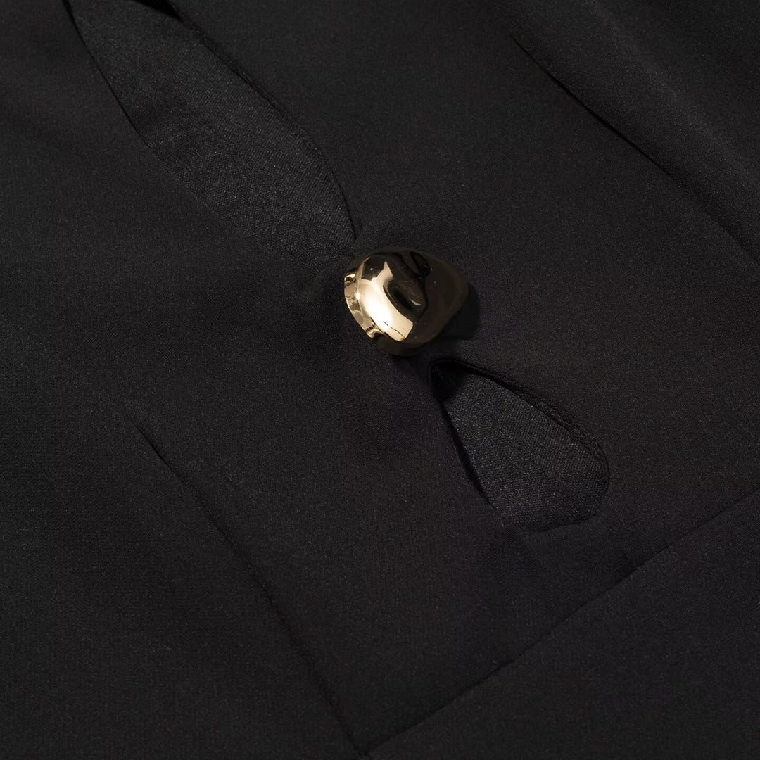 Damen Spitzenkleid mit Stehkragen, Cut-Out-Detail und Zierknöpfen Drune