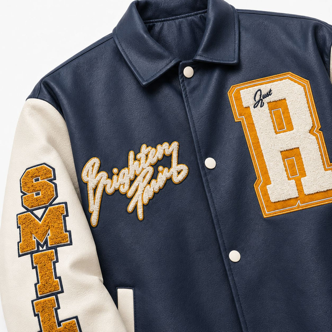 Herren Collegejacke im Letterman‑Stil mit Kunstleder‑Body, Kontrastärmeln und Chenille‑Patches Drune