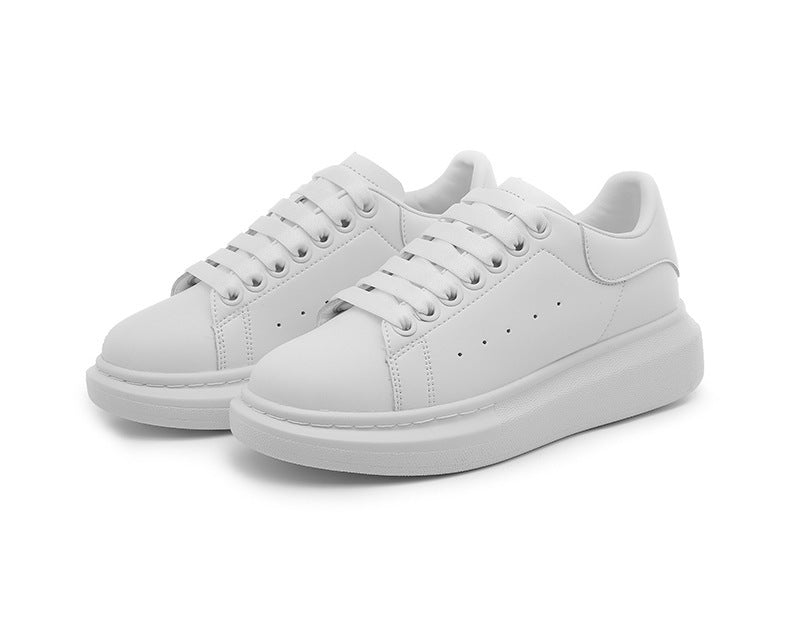 Unisex minimalistische Plateausneaker aus glattem Kunstleder mit gepolstertem Fersenkragen und dämpfender Leichtsohle Drune