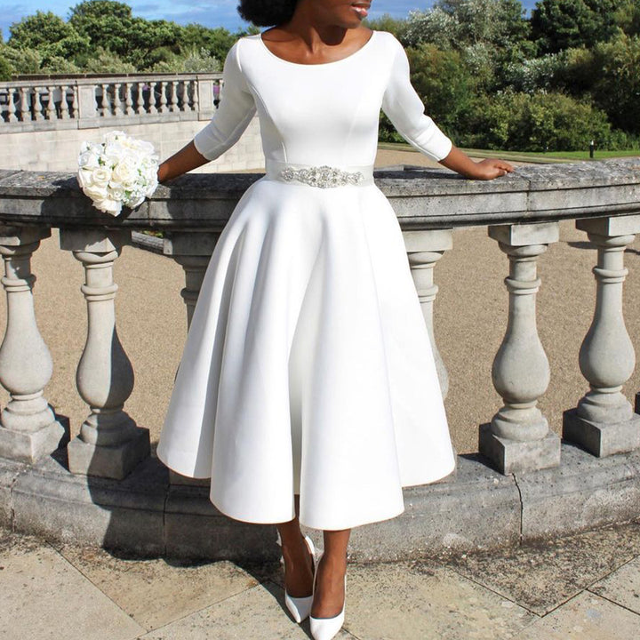 Damen A-Linien Kleid mit elegantem Rundhalsausschnitt und schwingendem Rock Drune