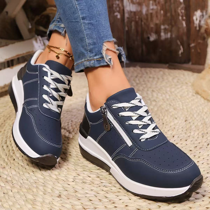 Damen sportive Plateau-Wedgesneaker mit seitlichem Zipper, perforiertem Nubuklook und dämpfender EVA-Sohle Drune