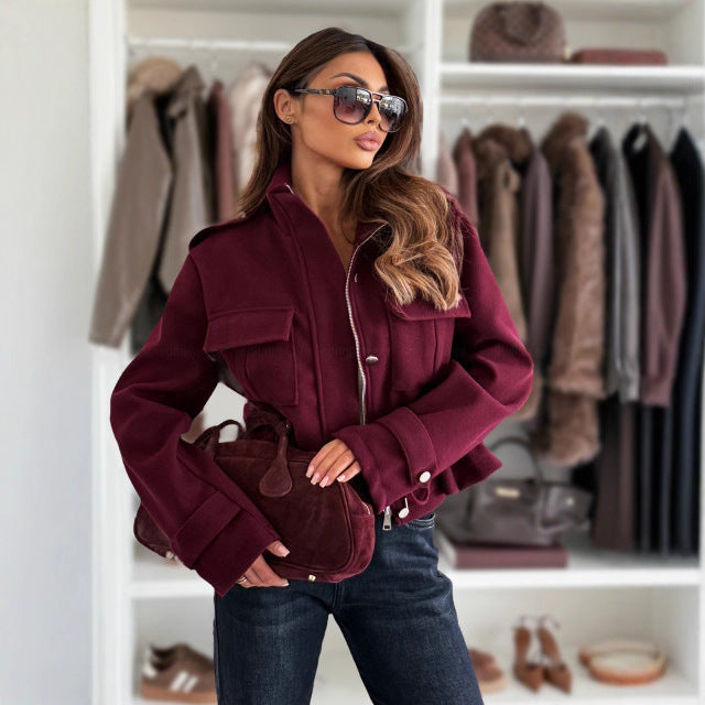 Damen kurze Jacke mit dekorativer Schnürung und praktischen Taschen Drune