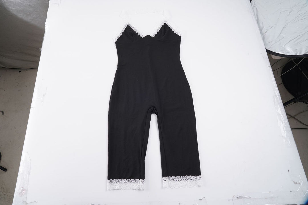 Damen Jumpsuit mit Spitzenakzenten und figurformendem Schnitt Drune