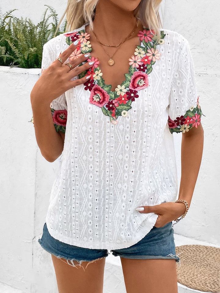 Damen Bluse mit floralen Stickereien und luftigen Ärmeln Drune
