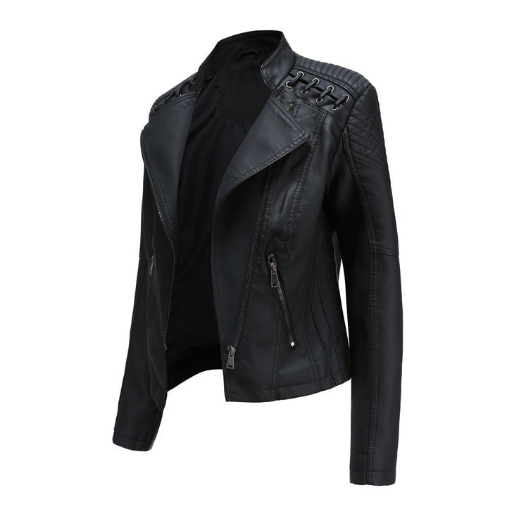 Damen nan taillierte Kunstleder-Bikerjacke mit gesteppter Schulterpartie, asymmetrischem Reißverschluss und Zierösen Drune