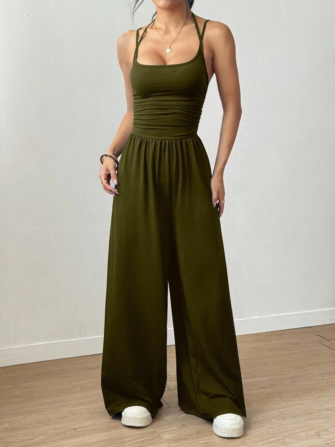 Damen luftiger Jumpsuit mit hohem Bund und verstellbaren Trägern Drune