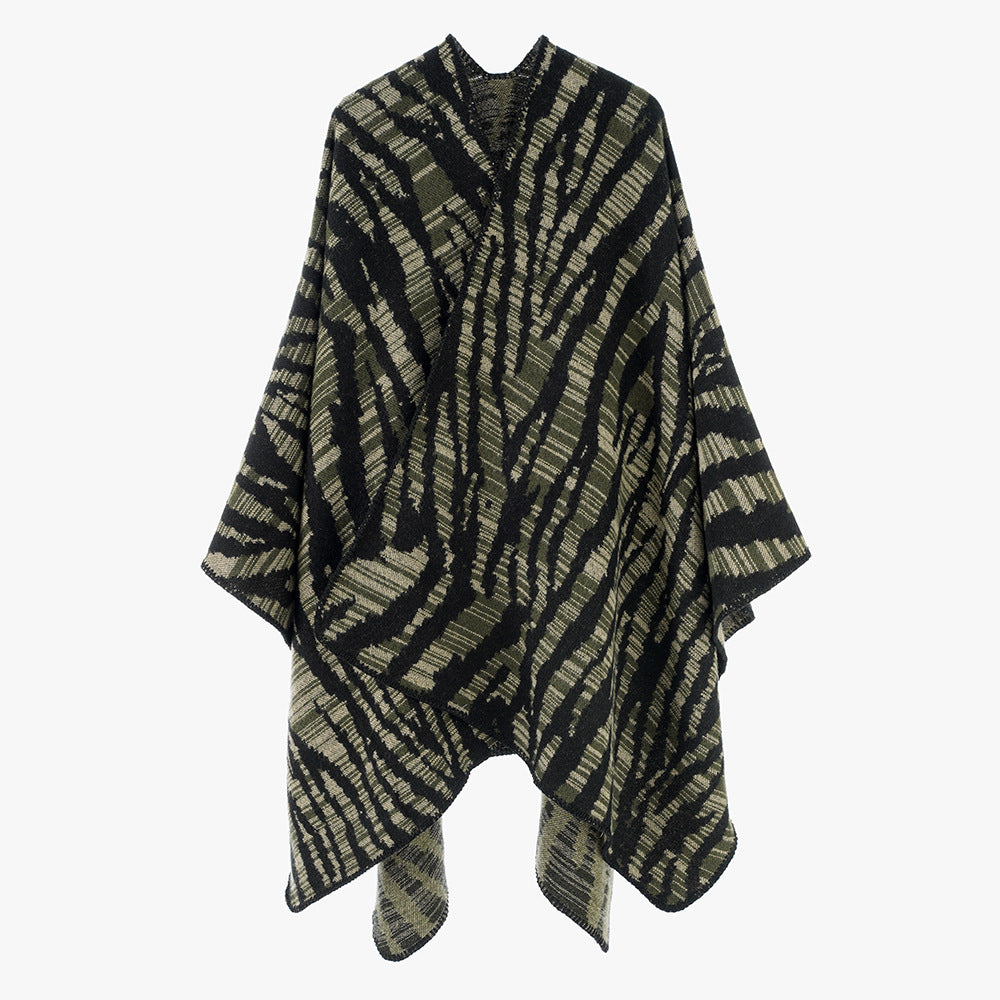 Damen Grobstrick‑Poncho im Cape‑Schnitt mit Zebra‑Jacquard und offener Kimonoärmelung Drune