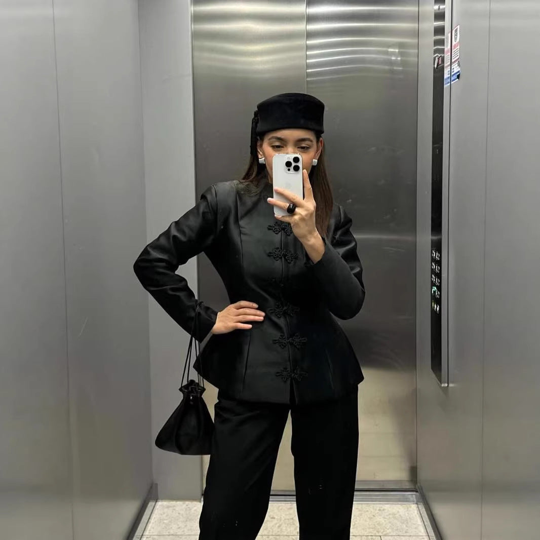 Damen 100+ elegante taillierte Blusenjacke mit Mandarinkragen und dekorativen Knotenverschlüssen Drune