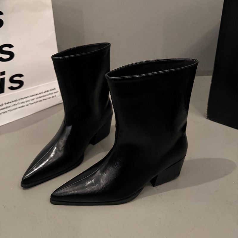 Damen Spitz zulaufende halbhohe Stiefelette mit skulptiertem Blockabsatz Drune