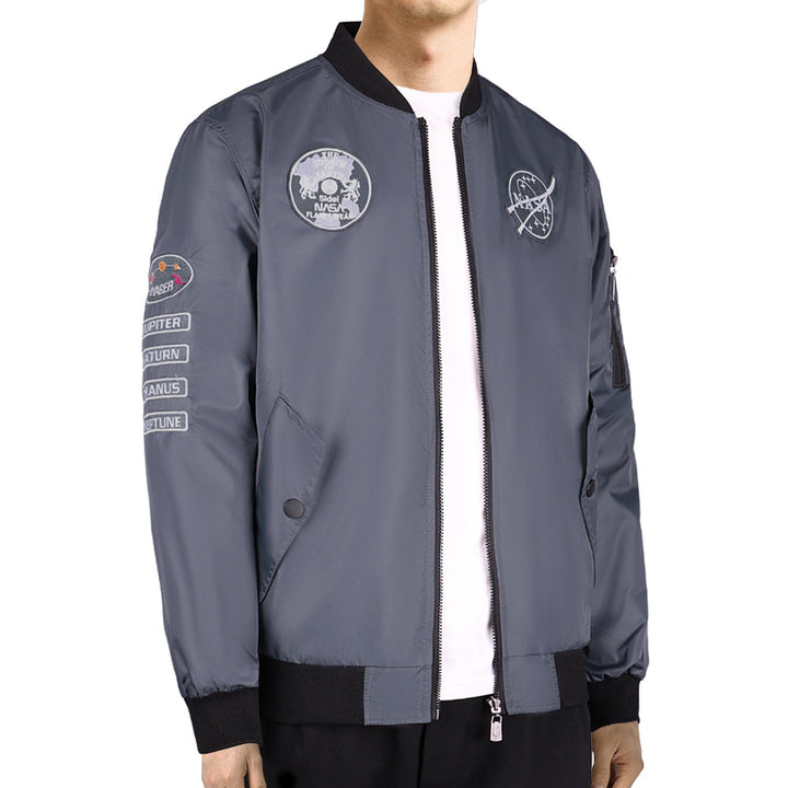 Herren  bestickte Raum-Patch glänzende Shell Bomberjacke mit bedrucktem Innenfutter und Ärmel-Reißverschluss-Nutztasche Drune