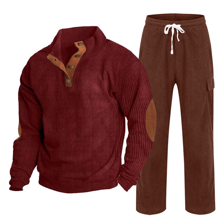 Herren nan strukturiertes Feinstrick-Halbknopf-Pullover und Feincord-Cargo-Zweiteiler Drune
