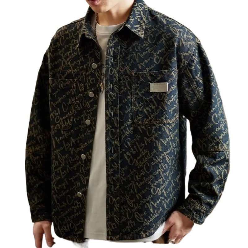 Herren Jeansjacke mit modernem Schriftmuster und praktischen Taschen Drune