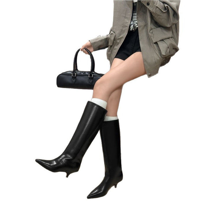 Damen Kniehohe Lackstiefel mit spitzer Zehenform und sculpted Kittenabsatz Drune