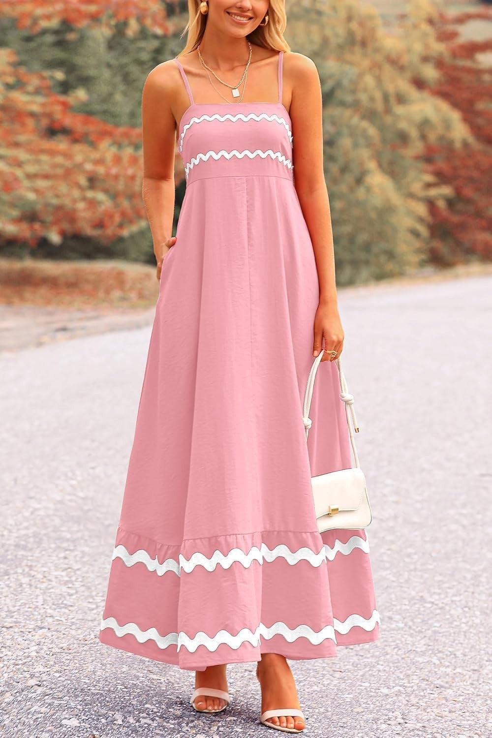 Damen Maxikleid mit eleganten Zierhörnchen und verstellbaren Trägern Drune