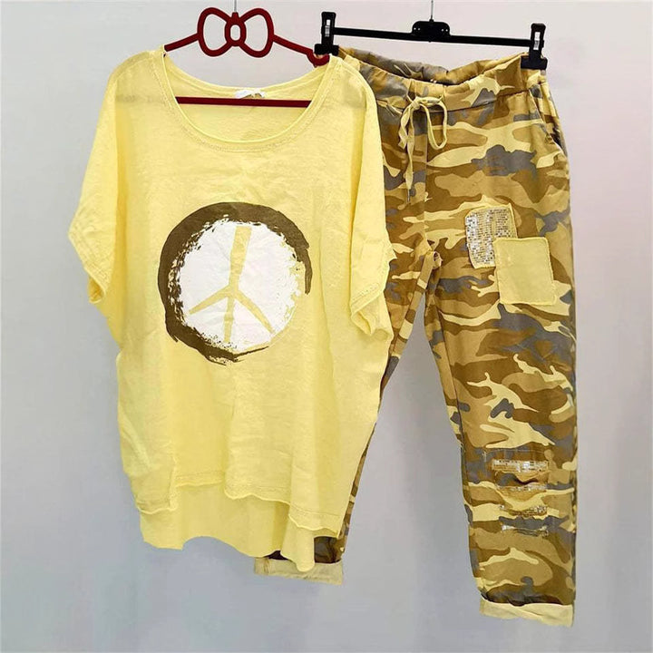 Damen nan lässiges Freizeit-Zweiteiler mit weit geschnittenem Leinenoptik-Shirt, Peace-Symbol und Camouflage-Jogpant mit Patchdetails Drune