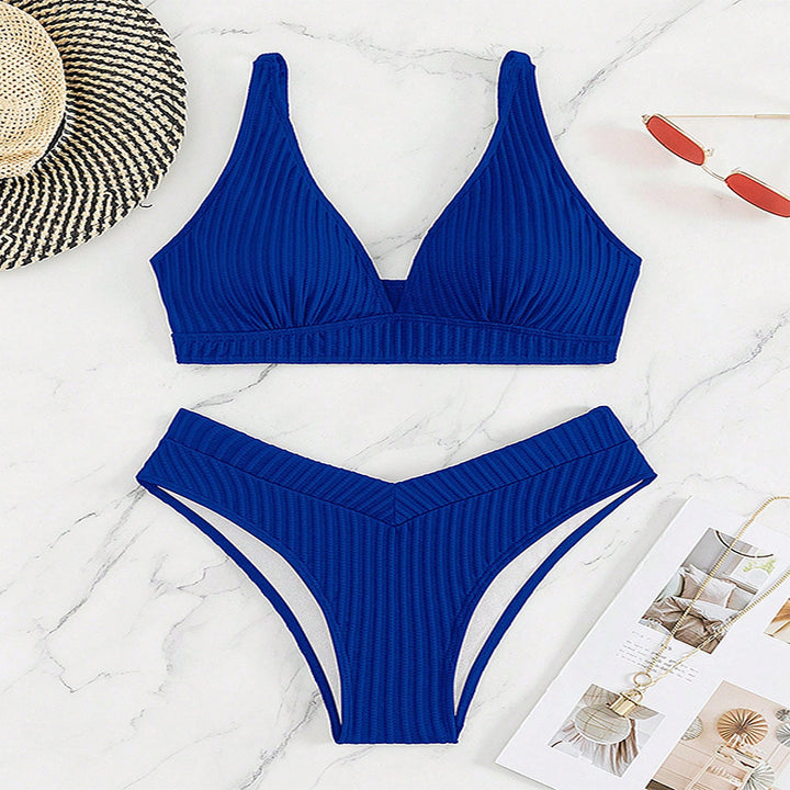 Damen Triangel-Bikini-Set mit hoch geschnittenem Slip und strukturiertem Oberteil Drune