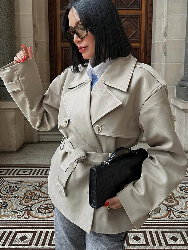Damen Kurzjacke im Trench-Stil mit taillierendem Bindegürtel und weitem Ärmel Drune