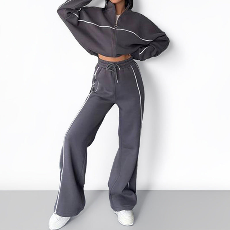 Damen Sportliches Set mit weichem Material und hohen Beininserts Drune